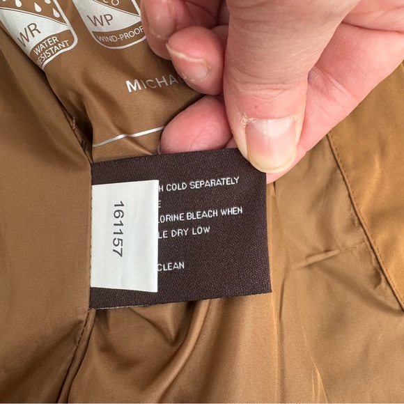 NWT Michael Kors Diamond Quilted Bomber Jacket Luggage Men’s S Tan $159 - Picture 12 of 15